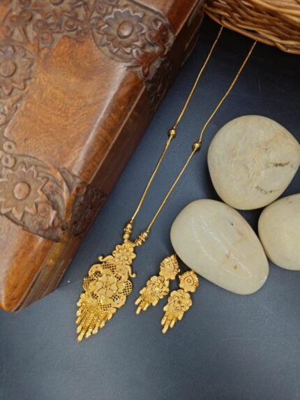 MS Jewellers – Traditional Gold Plated Dokiya Set