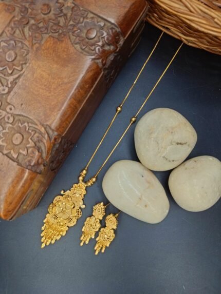 MS Jewellers – Traditional Gold Plated Dokiya Set