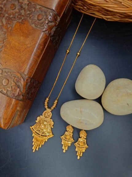 MS Jewellers – Traditional Gold Plated Dokiya Set