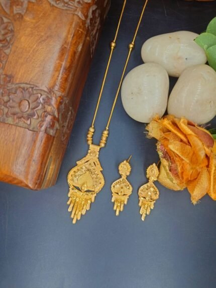 MS Jewellers – Traditional Gold Plated Dokiya Set