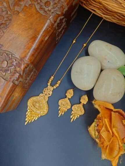 MS Jewellers – Traditional Gold Plated Dokiya Set