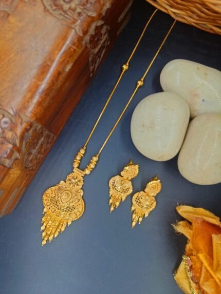 MS Jewellers – Traditional Gold Plated Dokiya Set