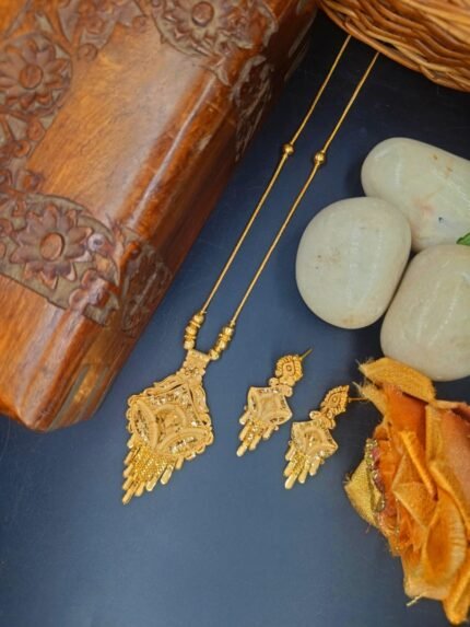 MS Jewellers – Traditional Gold Plated Dokiya Set