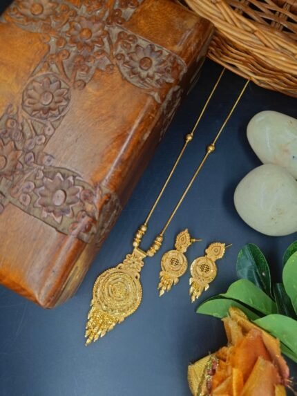 MS Jewellers – Traditional Gold Plated Dokiya Set