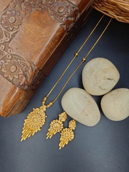 MS Jewellers – Traditional Gold Plated Dokiya Set